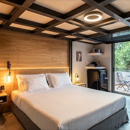 Bespoke House Athens Aparthotel ภายนอก รูปภาพ