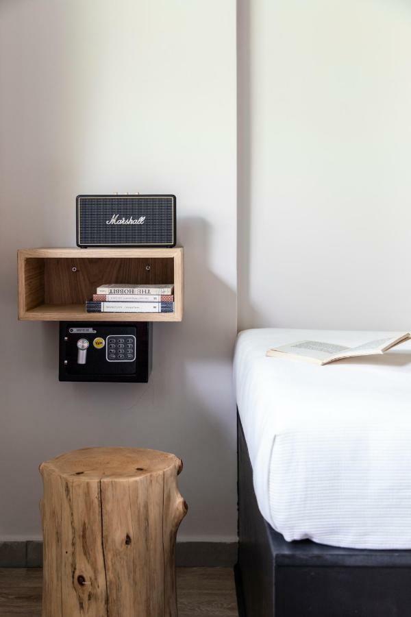 Bespoke House Athens Aparthotel ภายนอก รูปภาพ