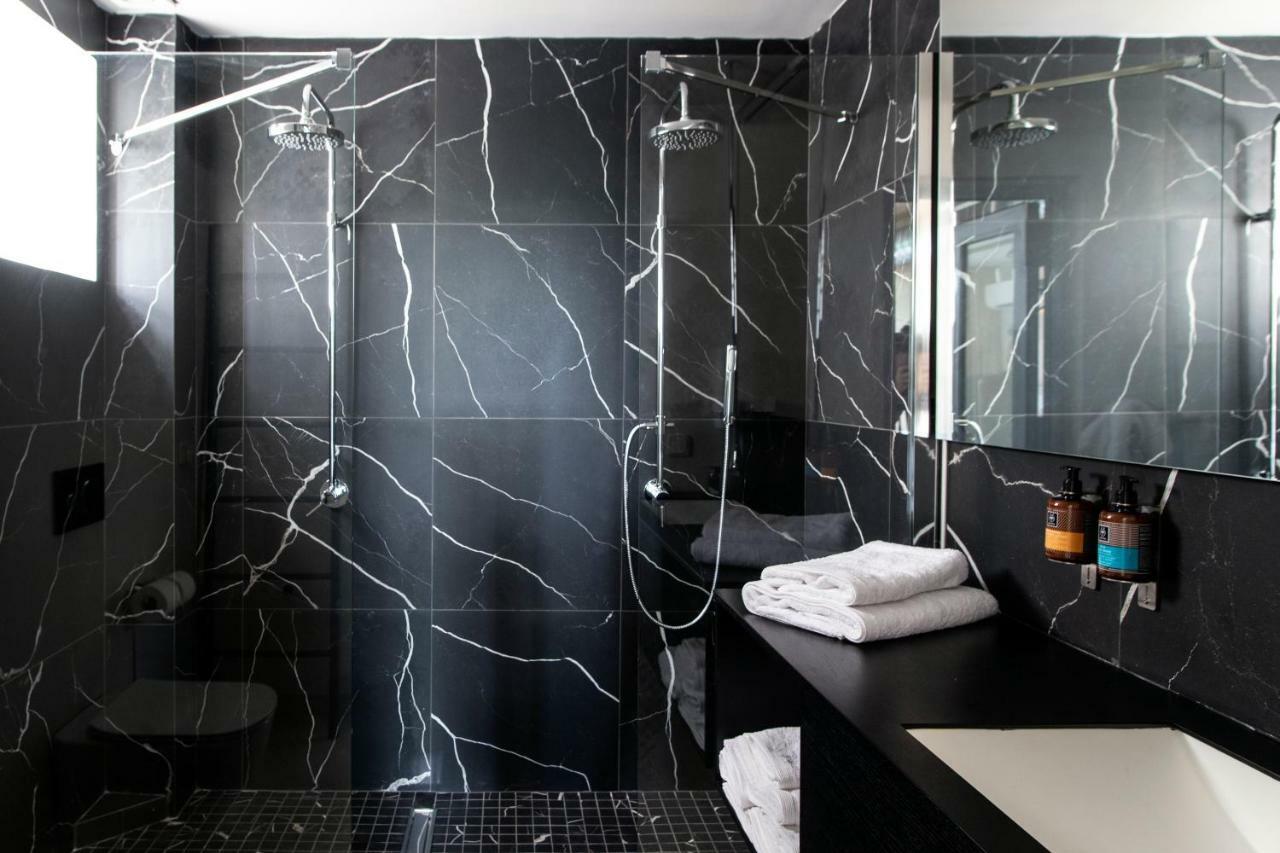 Bespoke House Athens Aparthotel ภายนอก รูปภาพ