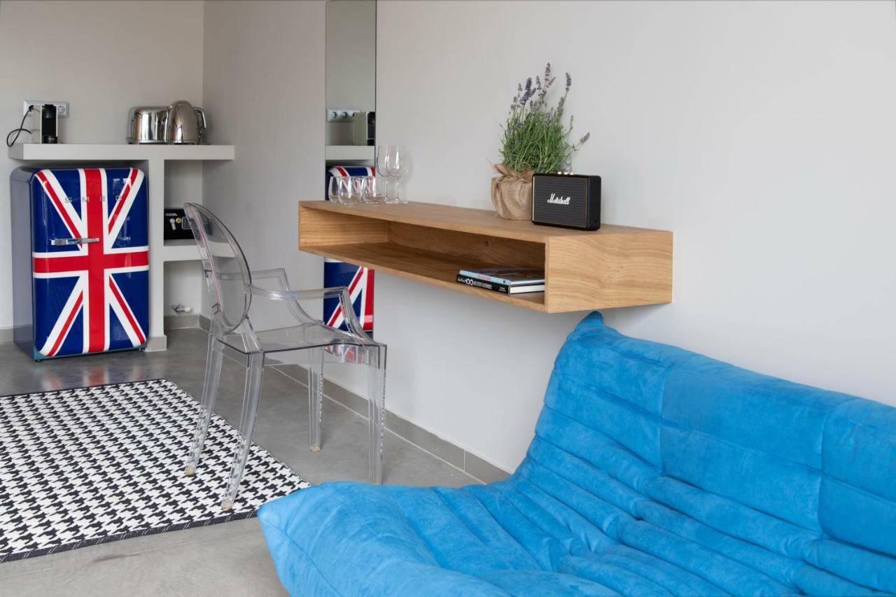 Bespoke House Athens Aparthotel ภายนอก รูปภาพ